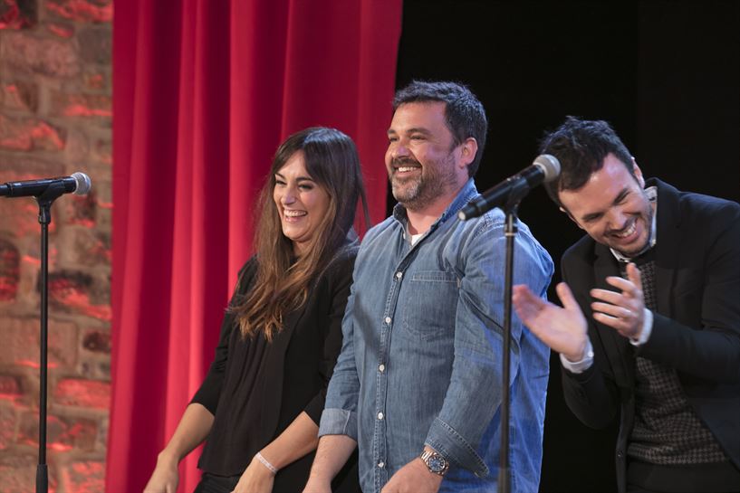 'A Bocados' saioko Gabriela Uriarte eta Ander González, eta 'Ur Handitan'eko Xabier Madariaga aurkezleak