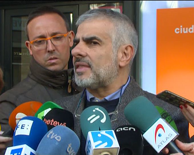 Ciudadanos: 'Ezin da kartzelatik edo Bruselatik gobernatu gehiengo zabalik izan gabe'
