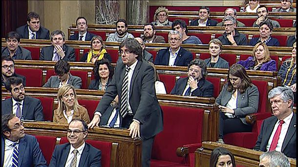 Carles Puigdemont, artxiboko irudian, Kataluniako Parlamentuan. Argazkia: EiTB. 