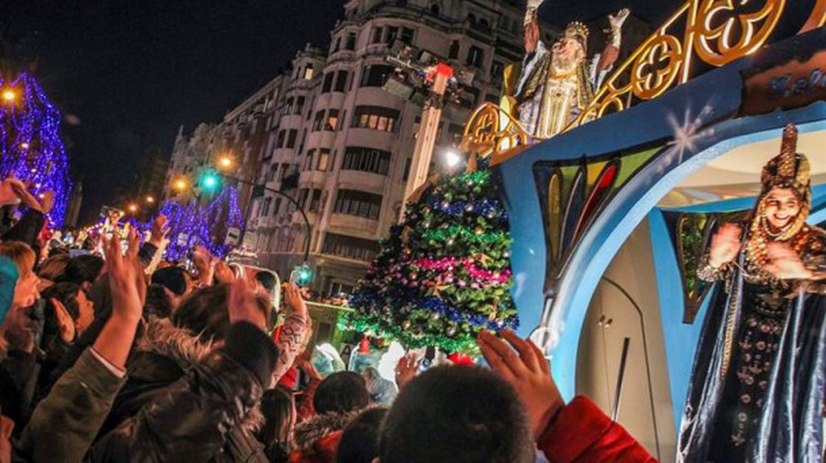 Una Cabalgata de los Reyes Magos en Bilbao. Foto de archivo: EFE