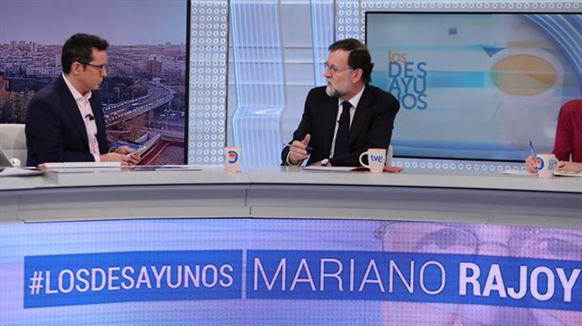 Espainiako Gobernuak Puigdemonten inbestidura atzeratu izana txalotu du