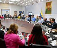 Venezuelako Gobernuak oposizioarekin behin betiko akordioa lortuko duela dio