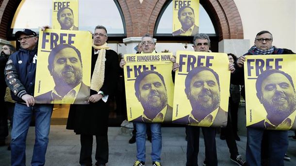 Oriol Junqueras aske uzteko egindako protesta bat. Artxiboko Argazkia: EFE