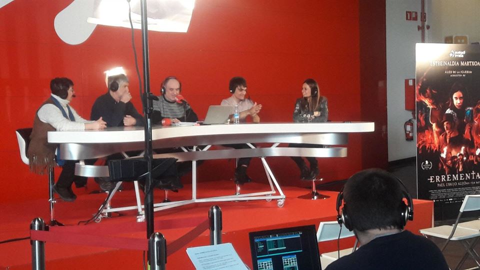 Aktoreak: Baite Bastos, Kandido Uranga, Eneko Sagardoy eta Itziar Ituño