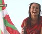 Maritxu, una palentina muy vasca que besa la ikurriña