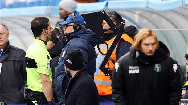 En la Liga italiana ya se está utilizando el VAR (Video Assistant Referee (VAR). Foto: EFE