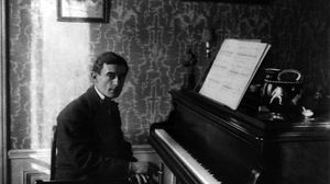 Maurice Ravel: Euskal sustraietatik konposatu zuen musikari unibertsala