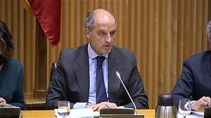 Camps dice en el Congreso que nunca ordenó pagos irregulares