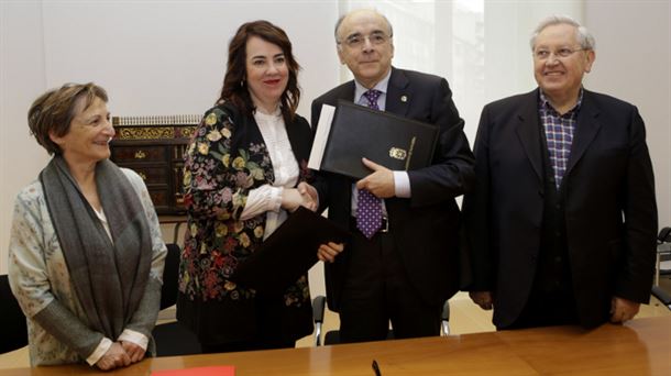 Alemán, Arnárez, Urrutia y Zabaleta. Foto: Parlamento de Navarra. 