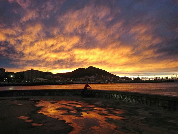 Santurtzi, desde Getxo. Foto: Lorea Arriola Barreiro