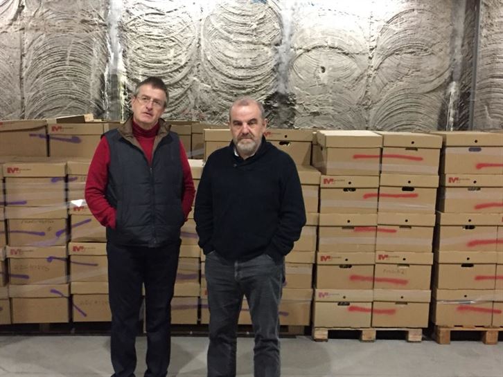 Borja Aguinagalde, Artxibo Historikoaren zuzendaria, eta Mikel Aizpuru, Jaurlaritzaren Ondare zuzendaria