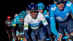 Alejandro Valverde Marc Solerrekin batera. EFE