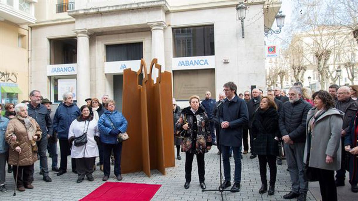 Homenaje a las víctimas del franquismo en Vitoria. Foto: EFE. 