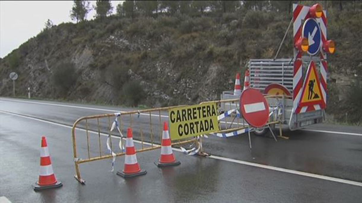 La lluvia complica el tráfico en Navarra