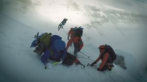 Argazkiak: Gaztañazpi eta Alex Txikon Pirinioetan Gailurra Xtreme saioan