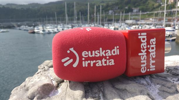 Euskadi Irratiko entzuleei omenaldia egin die Oskar Estangak