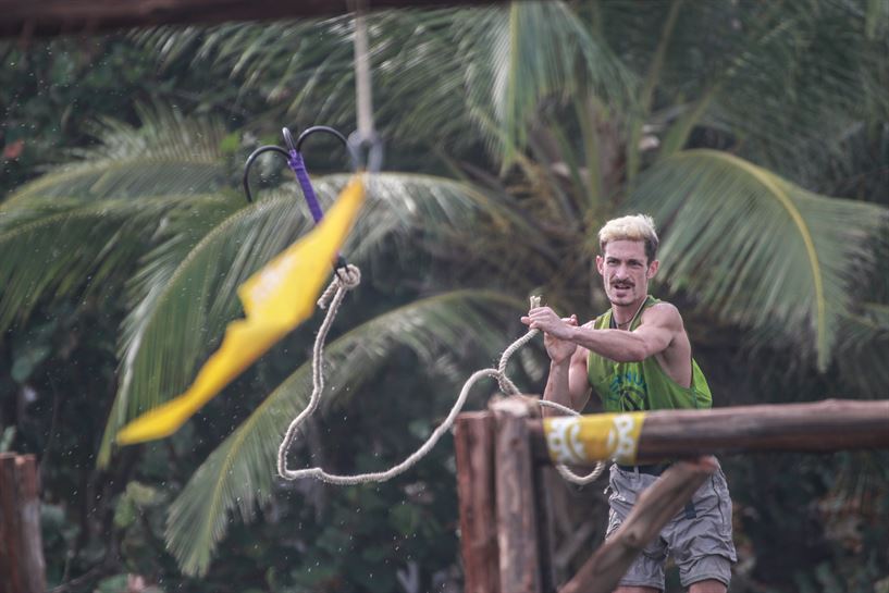 Gotzon en el duelo  de los garfios