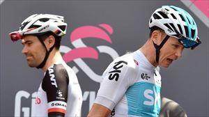 13. etapa. Tom Dumoulin eta Chris Froome. Argazkia: Efe.