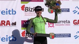 Stultiens gana en Legazpi y es la primera líder de la Bira