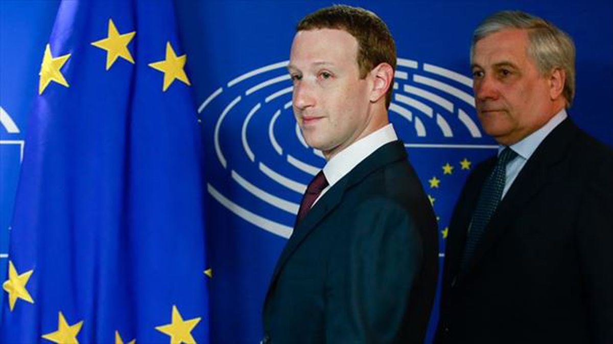 Mark Zuckerberg en el Parlamento Europeo. Foto: EFE