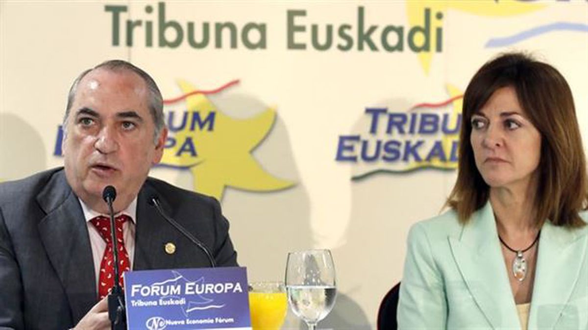 Iñaki Arriola e Idoia Mendia en el 'Fórum Europa. Tribuna Euskadi'. Foto: EFE