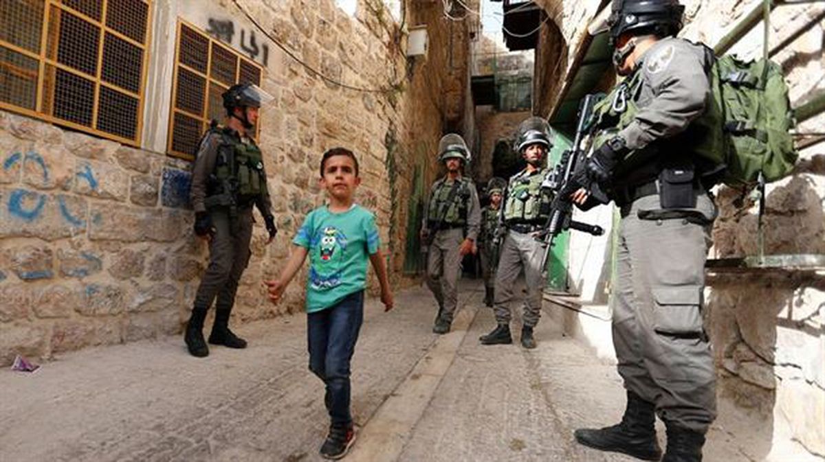 Israelgo Polizia Qusbah hirian, Zisjordanian. EFE.