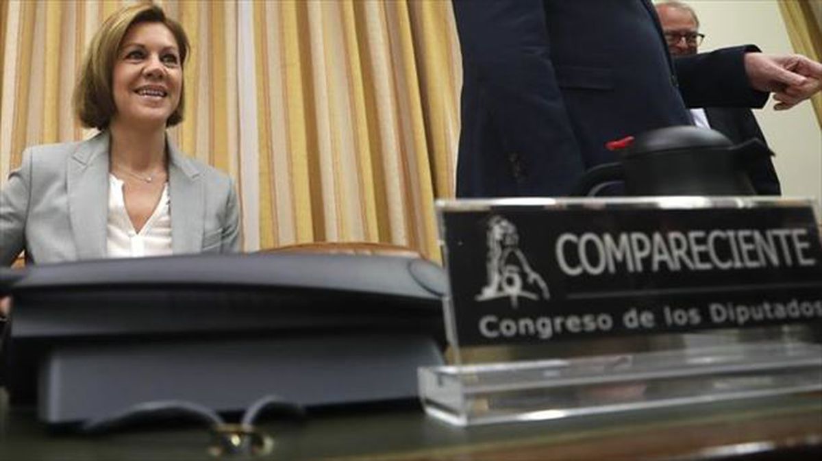 Cospedal niega una caja B en el PP y amenaza al PSOE con querellarse