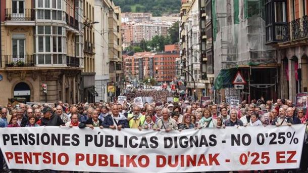 Pentsiodunen protesta Bilbon. Artxiboko argazkia: EFE