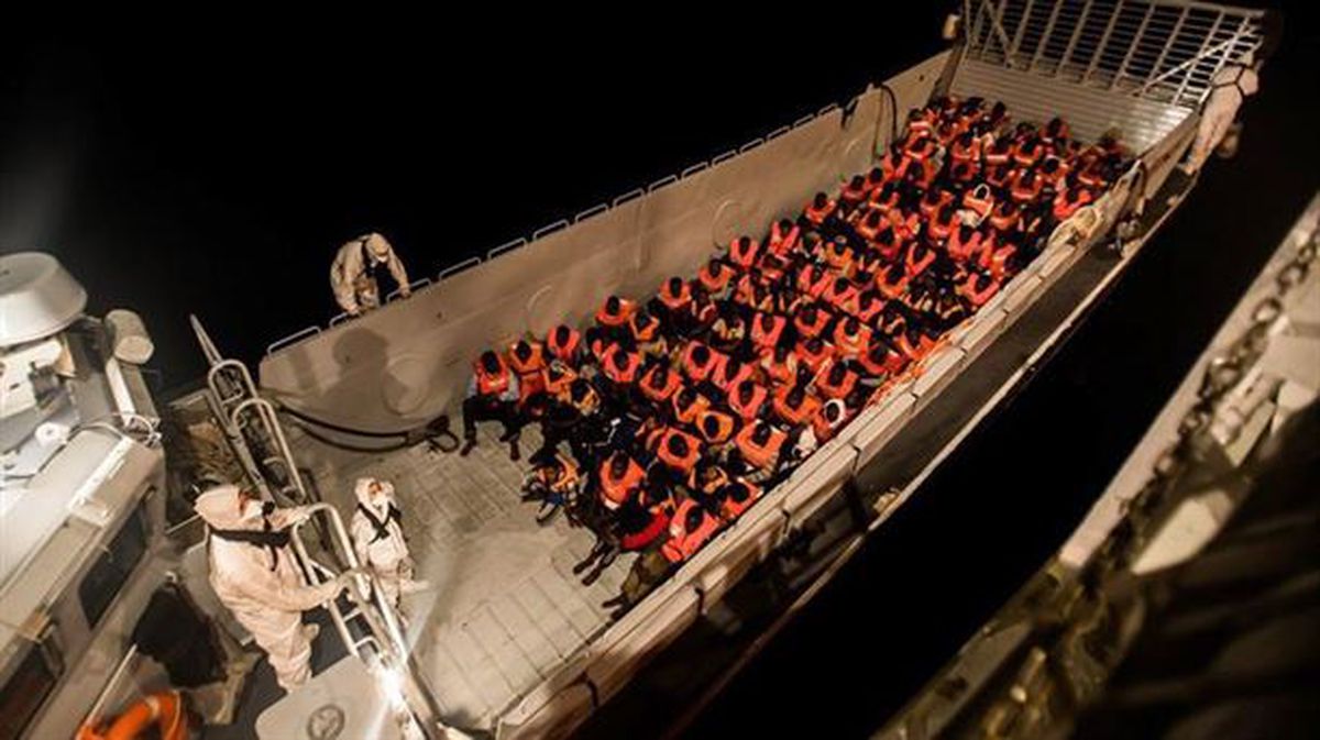El 'Aquarius' lleva 629 migrantes a bordo. Foto: EFE