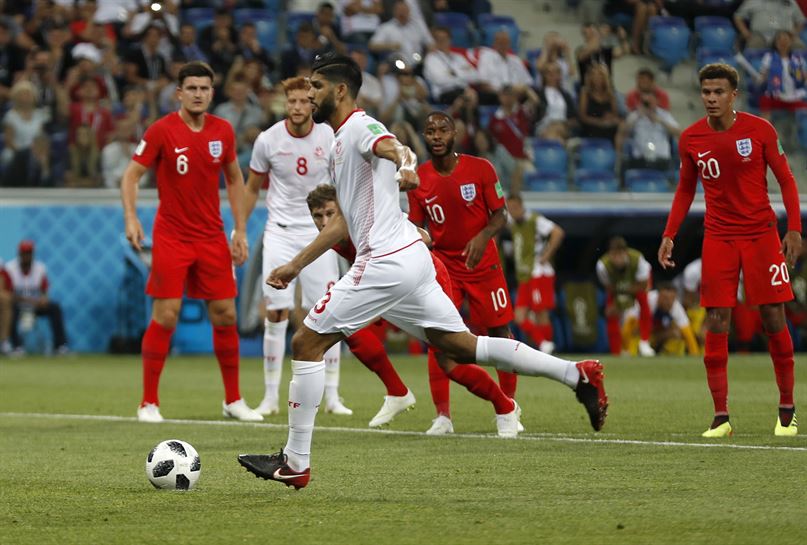 Tunisia-Ingalaterra  (1-2). Ferjani Sassik Tunisiaren gola egin du penaltiz. Argazkia: EFE