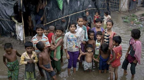 Primera gran tormenta del monzón, primeras víctimas rohingyas en Bangladesh