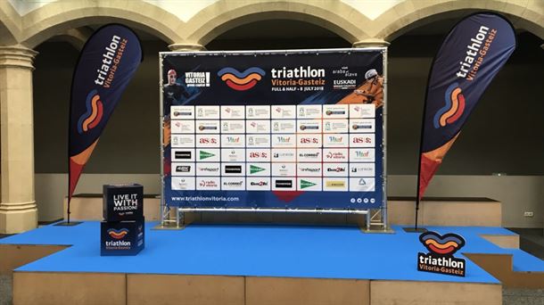 El Triathlón de Gasteiz, un evento que traspasa lo deportivo 