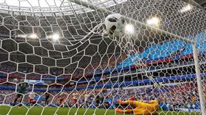 Australiaren gola, Danimarkaren aurka