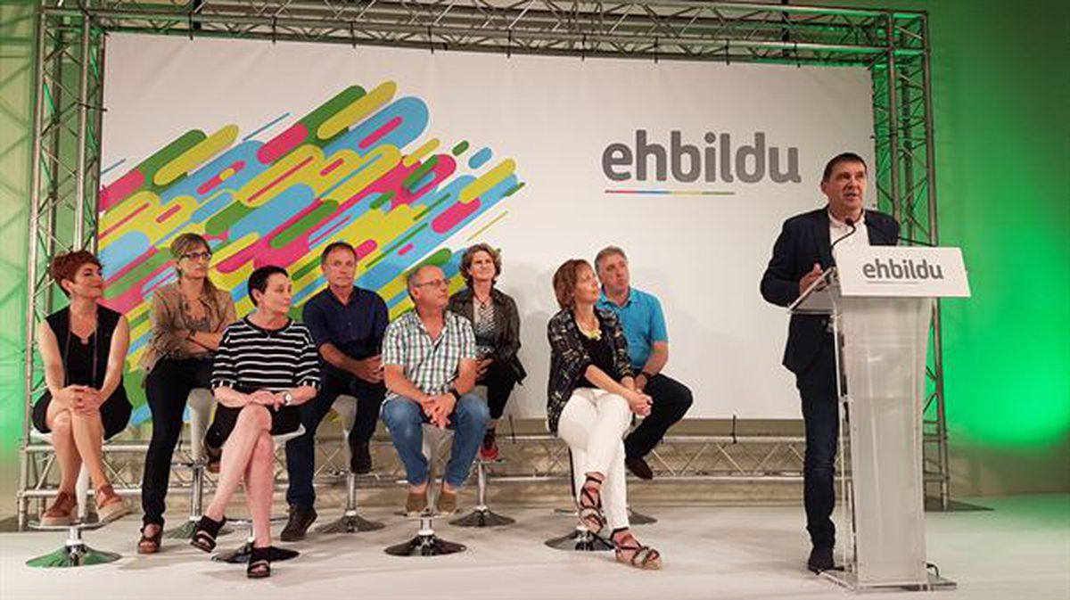 Acto de EH Bildu, hoy, en Donostia. Foto: @ehbildu (Twitter)