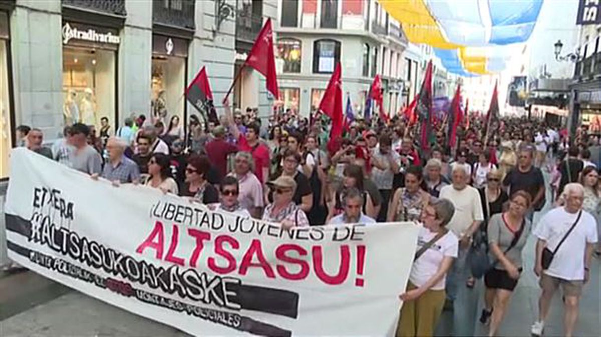 Manifestazia Madrilen, Altsasuko gazteen alde. Irudia: EiTB