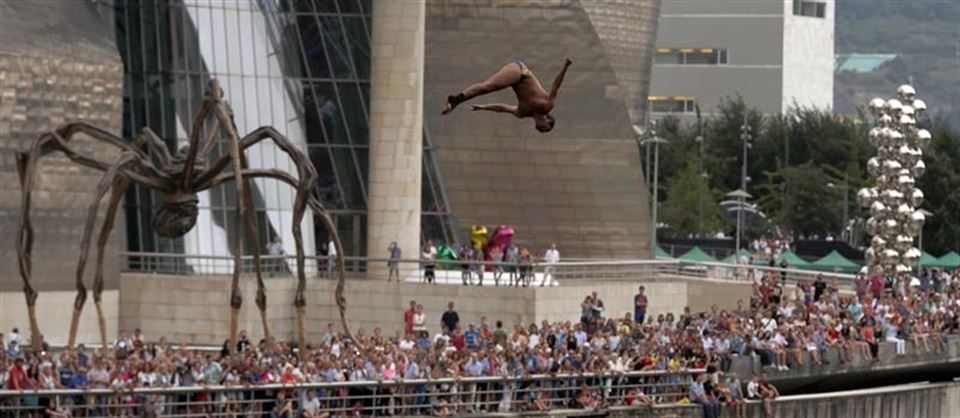 Red Bull Cliff Diving jauziak Bilbo 2018. Argazkia: Efe.