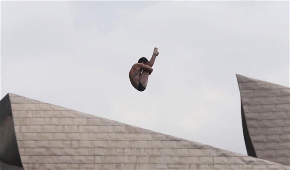 Red Bull Cliff Diving jauziak Bilbo 2018. Argazkia: Efe.