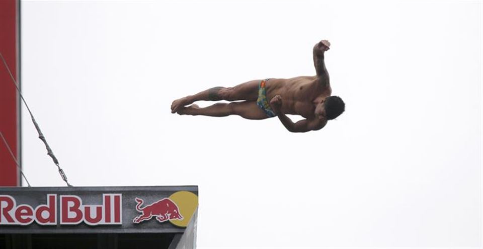 Red Bull Cliff Diving jauziak Bilbo 2018. Argazkia: Efe.