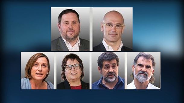 Junqueras, Romeva, Forcadell, Bassa, Sànchez y Cuixart, en un foto-montaje de ETB.