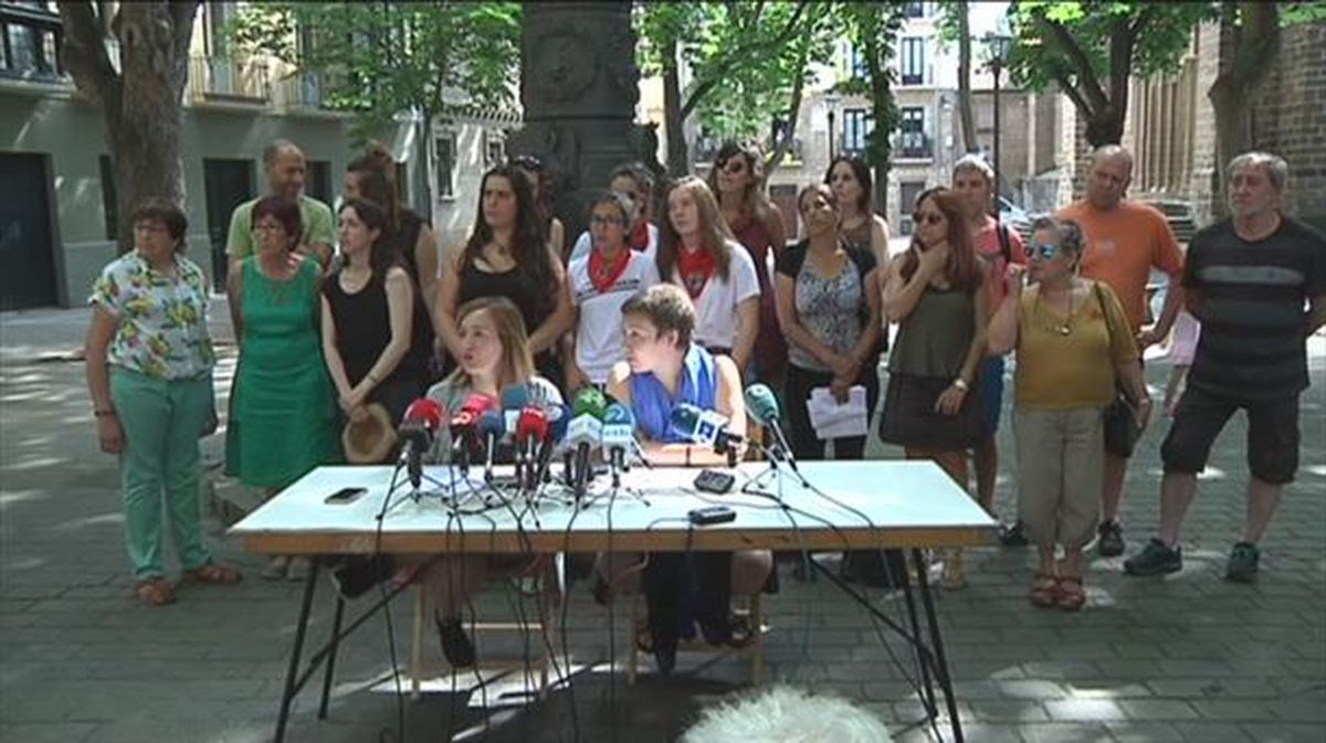 Feministas de Pamplona, contra las 'injerencias oportunistas' en sanfermines