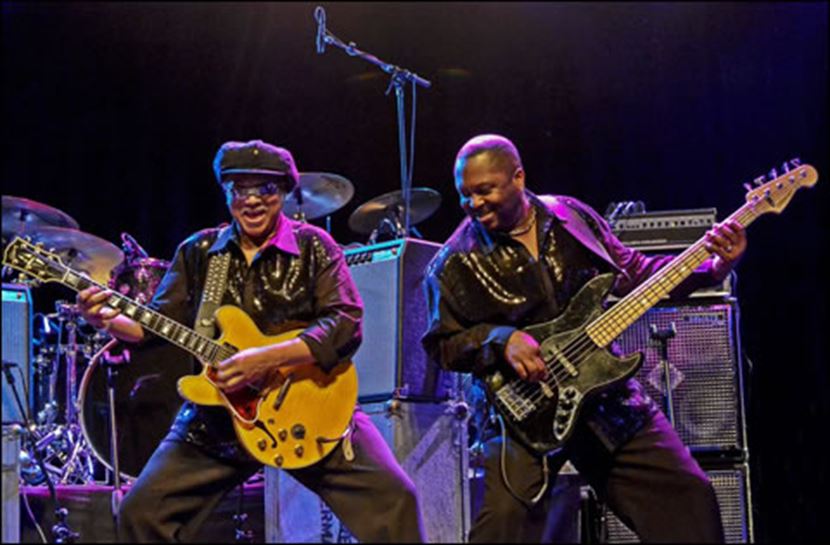 Al Mackay's Earth, Wind & Fire experience, el 18 de julio en Mendizorrotza.  Imagen facilitada por el Festival de Jazz de Vitoria