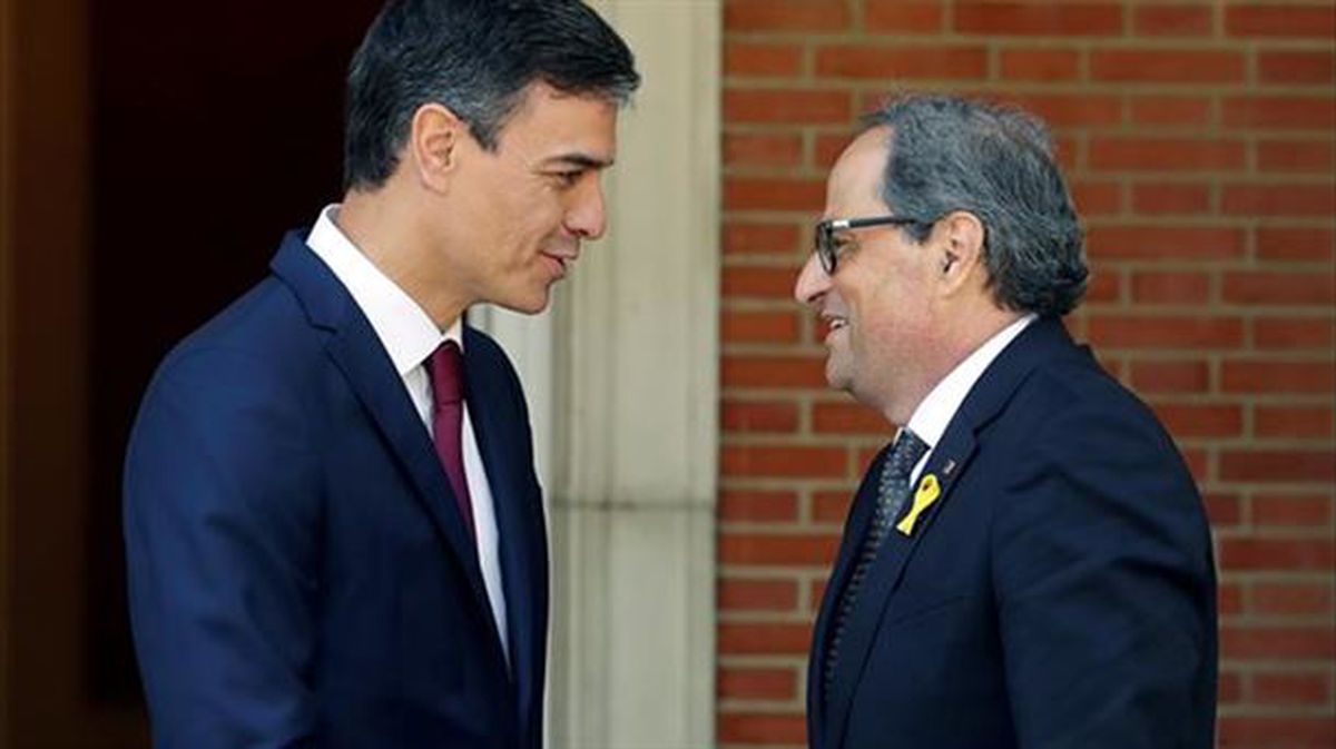Pedro Sanchez Espainiako gobernuburua eta Quim Torra Generalitateko presidentea. Argazkia: EFE