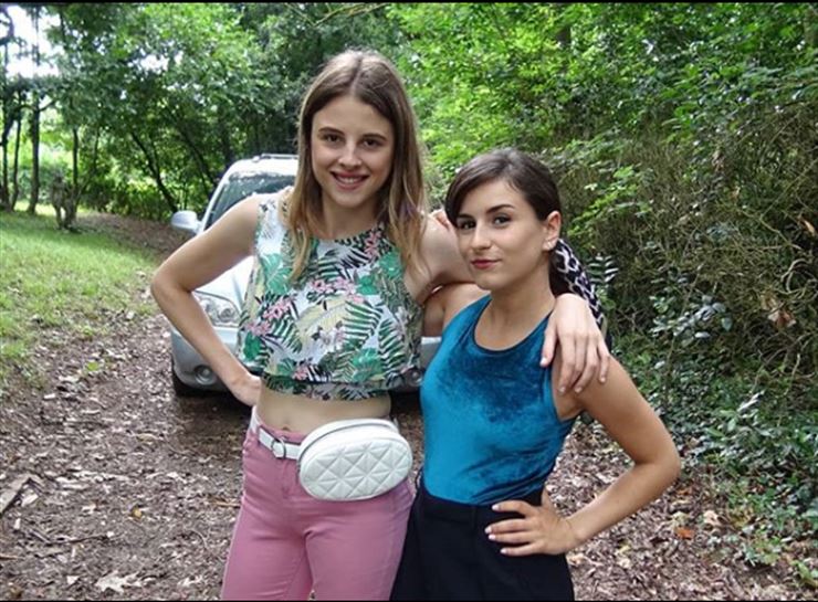 Nerea Mazo (Nikole) eta Inma Fernandez (Desi)