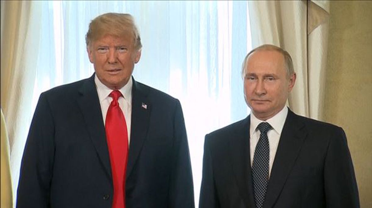 El presidente de EE.UU., Donald Trump, y su homólogo ruso, Vladímir Putin. Foto: EFE