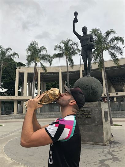 Oliver, de Tudela, también vive el fútbol muy de cerca
