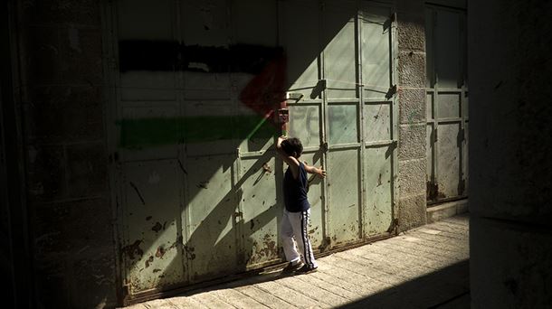 'Los colonos israelíes insultan a los niños cuando van al colegio'