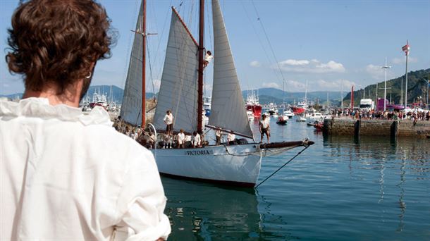 Representación del desembarco de Elcano. Foto de archivo: EiTB Media