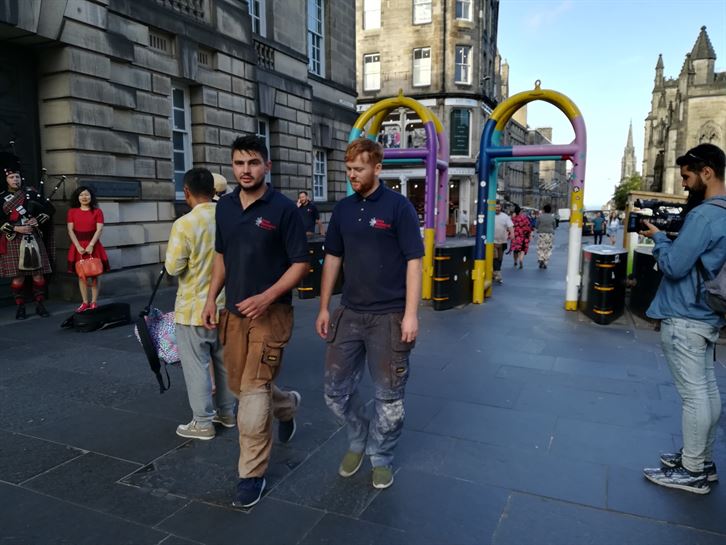 Paseando por la calle principal Royal Mile