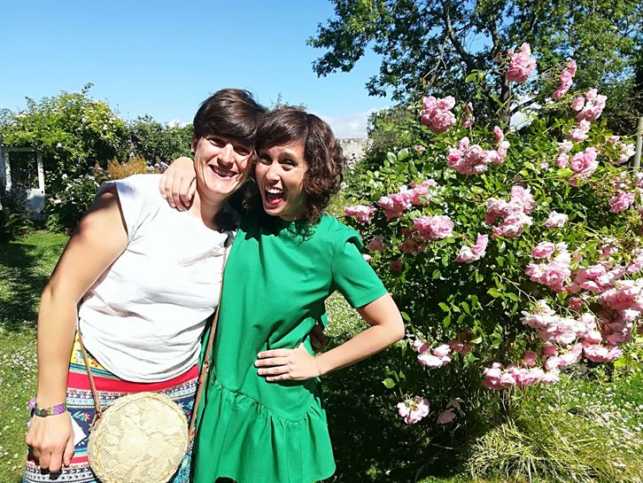 Soraya con Verónica, de Portugalete