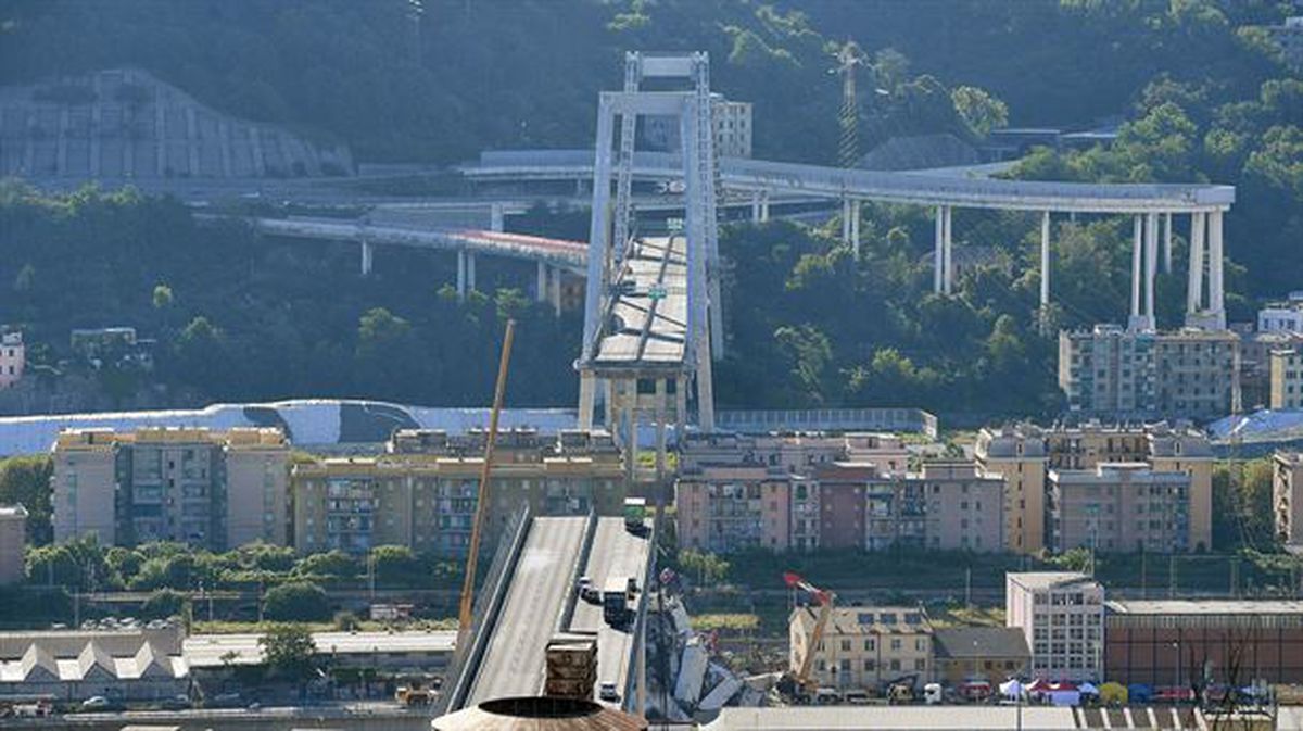 El puente de Génova destruido. Foto: EFE